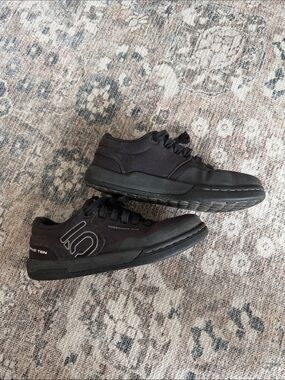 Black Freerider Pro Five Ten